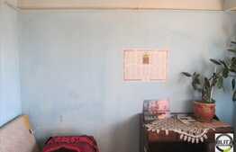 Vanzare apartament cu 3 camere, decomandat, zona OMV