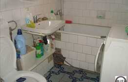 De vanzare apartament 3 camere, 64 mp utili, cu boxa si loc parcare, zona Profi