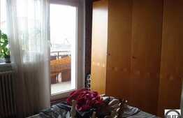 De vanzare apartament 3 camere, 64 mp utili, cu boxa si loc parcare, zona Profi