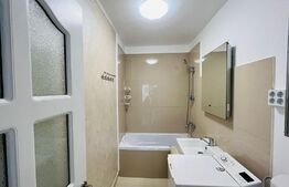 Apartament 2 camere, etaj intermediar, parcare, zona Sesul de Sus