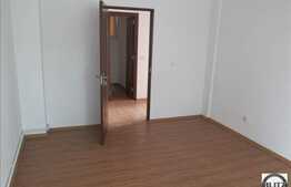 2 camere de vanzare, 70 mp utili, decomandat, loc parcare, zona Kaufland!