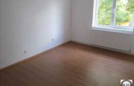 2 camere de vanzare, 70 mp utili, decomandat, loc parcare, zona Kaufland!