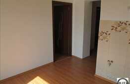 2 camere de vanzare, 70 mp utili, decomandat, loc parcare, zona Kaufland!