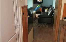 De vanzare 2 camere, decomandat, 52 mp, boxa la subsol, zona Piata Marasti!