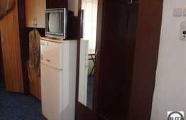 Vanzare garsoniera 19 mp utili, zona Padurii, aer conditionat