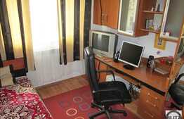 Vanzare 4 camere, decomandat, 88 mp utili, 1 parcare, zona Piata Marasti!