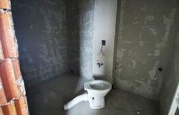 Apartament 3 camere, finisat, 52 mp, semifinisat, zona Teilor