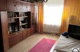 Vanzare 2 camere, 52 mp, decomandat, loc parcare, boxa, zona strazii Tulcea!