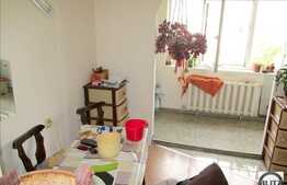 Vanzare 2 camere, 52 mp, decomandat, loc parcare, boxa, zona strazii Tulcea!