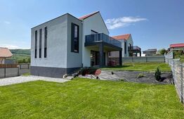 Casa individuala 120 mp, teren de 421 mp, la intrare in Chinteni