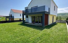 Casa individuala 120 mp, teren de 421 mp, la intrare in Chinteni