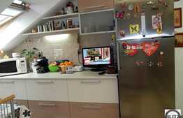 Vanzare apartament 3 camere, 83 mp utili, zona Fagului, cu parcare, A.C!