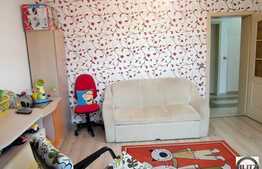 Vanzare apartament 3 camere, 83 mp utili, zona Fagului, cu parcare, A.C!