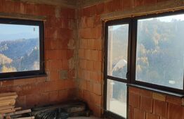 Oportunitate! Casa de 212 mp, D+P+M, 2.400 mp teren intravilan, Magura