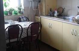 De vanzare 2 camere, 50 mp utili, etaj intermediar, zona Interservisan!