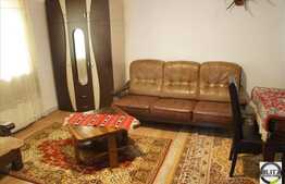 Inchiriere 4 camere, 88 mp utili, zona strazii Republicii, in imobil tip casa