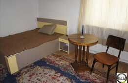 Inchiriere 4 camere, 88 mp utili, zona strazii Republicii, in imobil tip casa