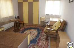 Inchiriere 4 camere, 88 mp utili, zona strazii Republicii, in imobil tip casa