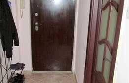 Apartament 4 camere, decomandat! Loc parcare si 2 boxe la subsol, zona Kaufland