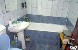 Apartament 4 camere, decomandat! Loc parcare si 2 boxe la subsol, zona Kaufland