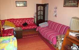 Apartament 4 camere, decomandat! Loc parcare si 2 boxe la subsol, zona Kaufland