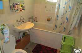 3 camere, decomandat, 65 mp utili, boxa la subsol, renovat, zona Piata Marasti!