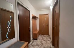 Apartament de 2 camere, decomandat, parcare, zona strazii Plopilor