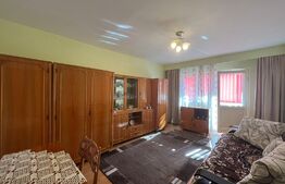 Apartament de 2 camere, decomandat, parcare, zona strazii Plopilor