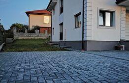 EXCLUSIVITATE ! Casa individuala , 124 mp utili , 940 mp teren, intrare Dezmir