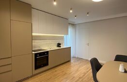 Apartament de 3 camere cu terasa, finisaje premium, parcare subterana, zonă Ultracentrala
