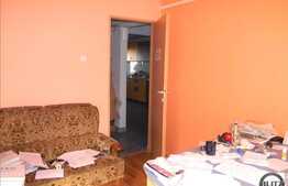 Vanzare 3 camere, zona Spitalului de Recuperare, loc parcare, boxa la subsol