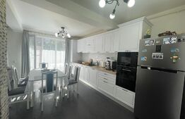 Casa insiruita, mobilata si utilata, 81 mp , 4 camere, totul nou, zona Eroilor 