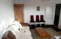 Vanzare apartament 3 camere zona Pasteur. Loc de parcare si boxa incluse!