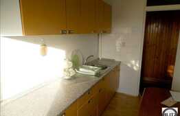 Vanzare apartament 3 camere zona Pasteur. Loc de parcare si boxa incluse!