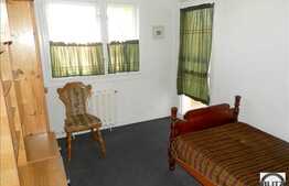 Vanzare apartament 3 camere zona Pasteur. Loc de parcare si boxa incluse!