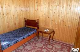 Vanzare apartament 3 camere zona Pasteur. Loc de parcare si boxa incluse!