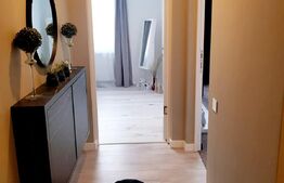 Apartament lux 3 camere, 2 bai, etaj 1, parcare, zona Terra