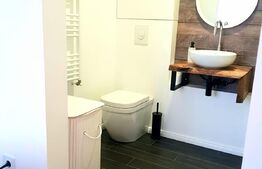 Apartament lux 3 camere, 2 bai, etaj 1, parcare, zona Terra