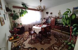 Apartament 4 camere, 69 mp, zona Nora