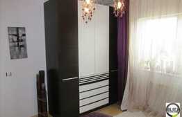 De vanzare 3 camere, cu loc de parcare, zona Polus Center!