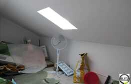 Mansarda cu 129 mp, 4 camere, loc de parcare, zona strazii Eroilor!