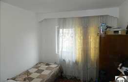 Apartament cu 3 camere, decomandat, 64 mp, zona strazii Aurel Vlaicu