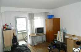 Apartament cu 3 camere, decomandat, 64 mp, zona strazii Aurel Vlaicu