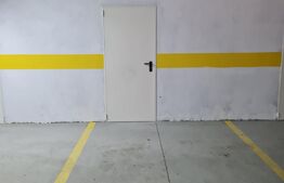 Apartament 3 camere, 2 bai, boxa, garaj, lift, zona Subcetate