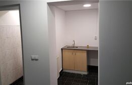 Spatiu de birou, 50mp, parcare,  zona Andrei Muresanu