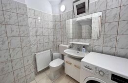 Casa de 3 camere, 90 mp, parcare, zona Piata 14 Iulie