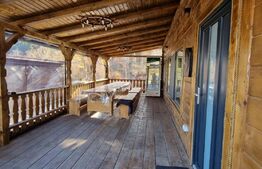 Casa de vacanta, 5 camere, 130 mp, teren 1000 mp, zona Valea Ierii