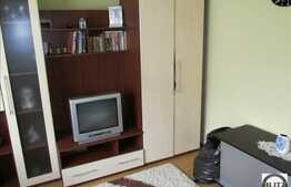 3 camere, decomandat, 73 mp, boxa la subsol, parcare, zona strazii Bucuresti!