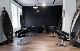 Spatiu comercial, 80 mp, cladire istorica, Piata Mihai Viteazu