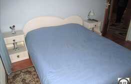 Vanzare 4 camere, 80 mp utili, decomandat, zona P-ta Zorilor, cu boxa si parcare